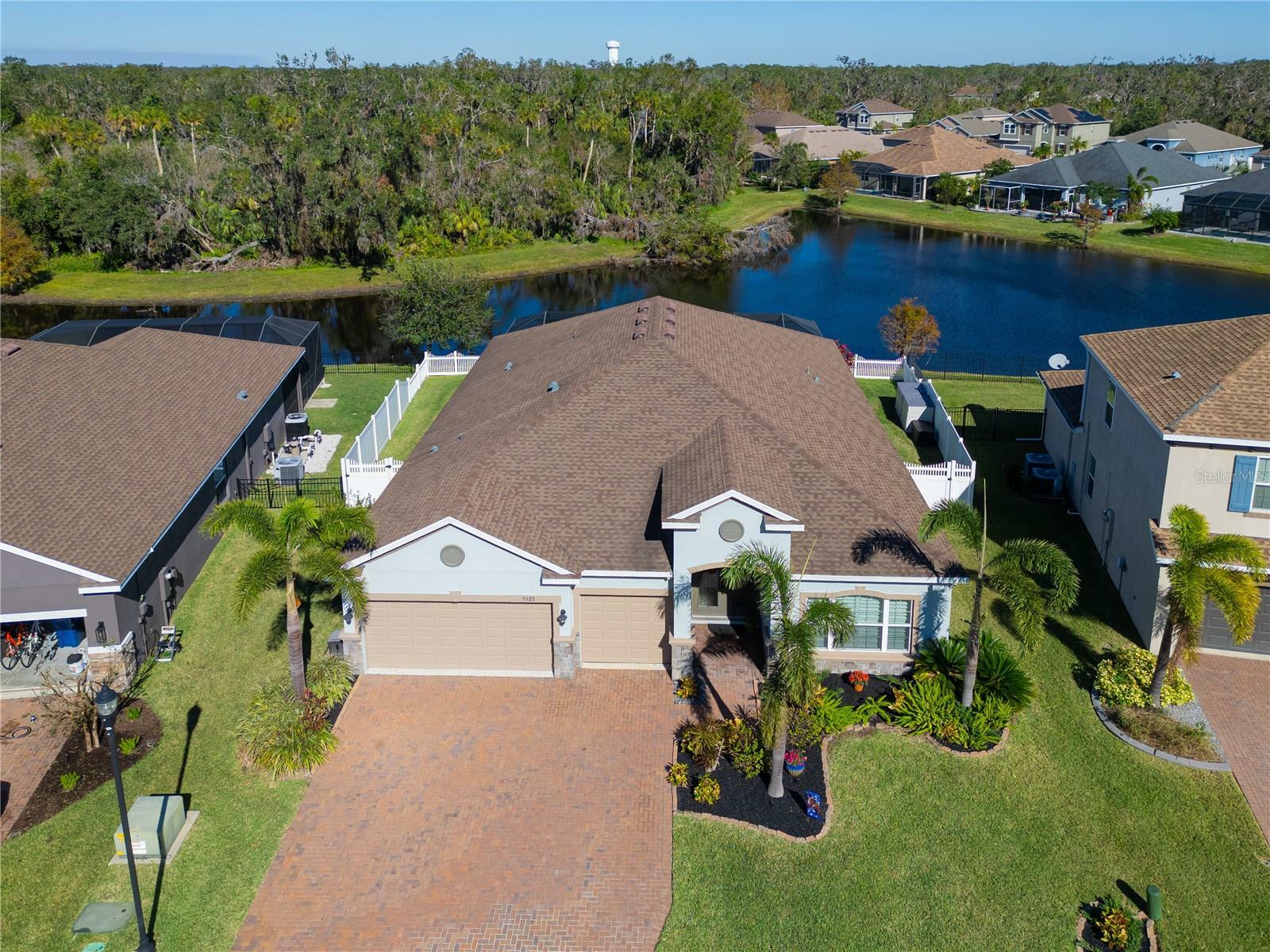 Property Photo: 5522 69th Place E FL 34222