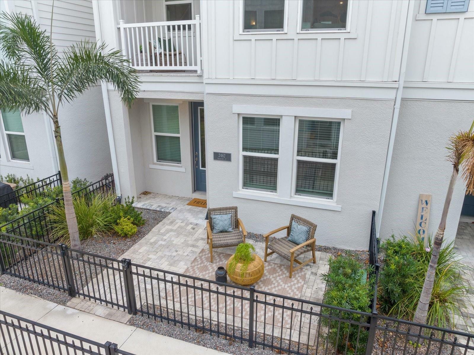 Property Photo:  2462 Mangum Court  FL 34237 