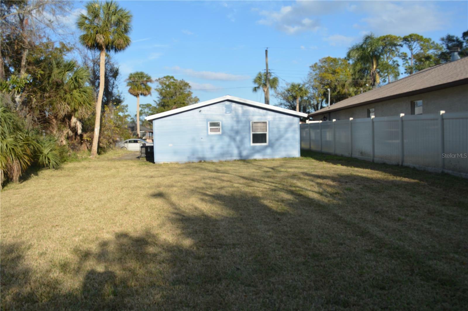 Property Photo:  736 Iowa Street Street  FL 32114 