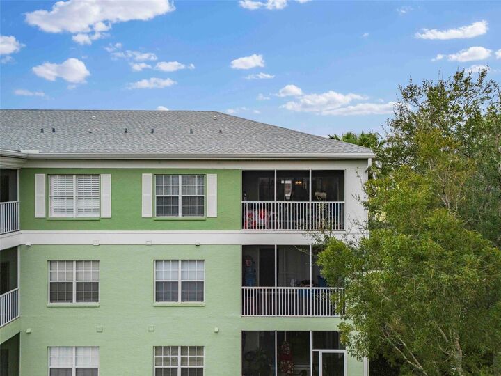 Property Photo:  2121 Heron Lake Drive 301  FL 33983 