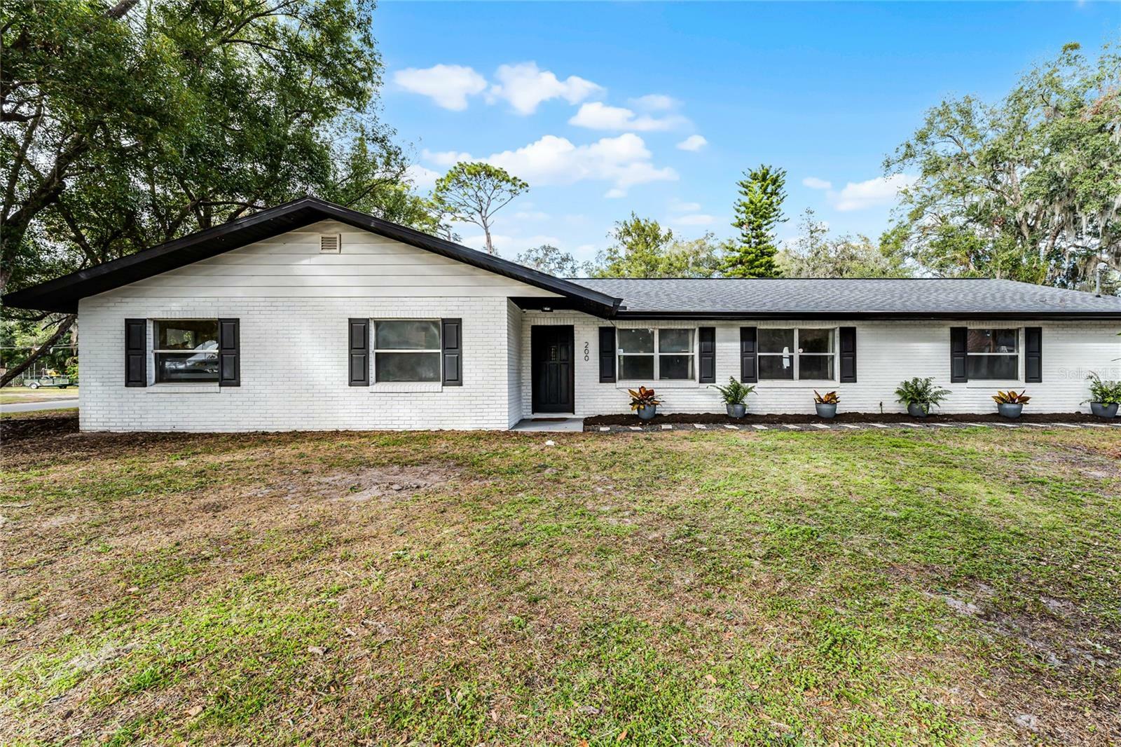 Property Photo:  200 Florida Avenue  FL 32732 