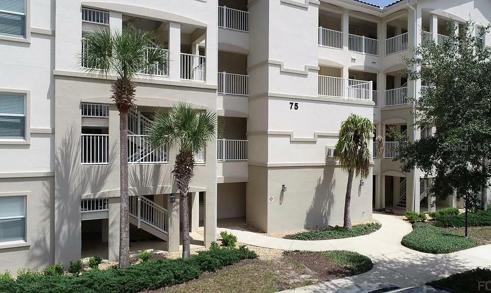Property Photo: 75 Riverview Bend S 1633 FL 32137