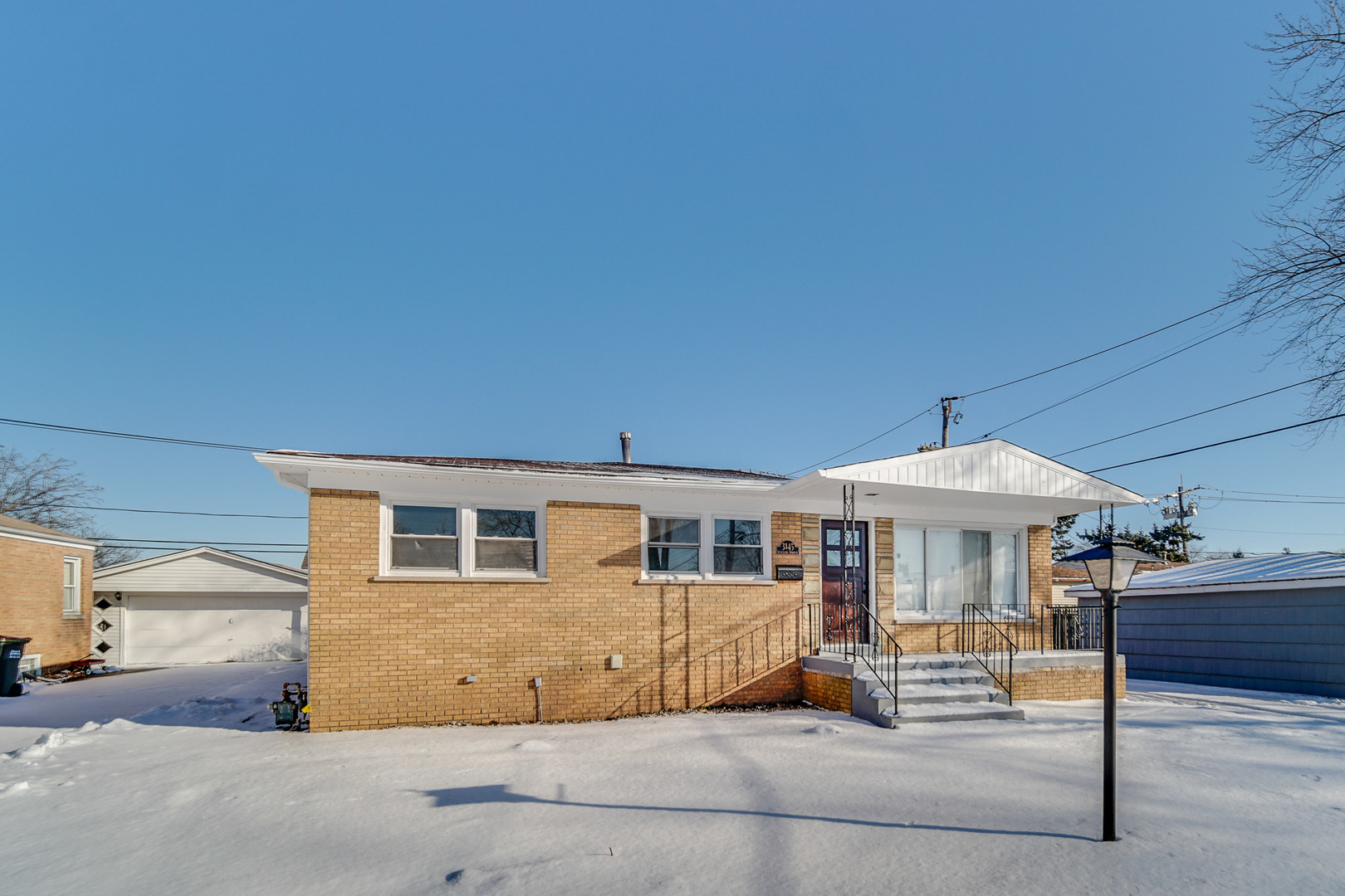Property Photo: 3145 Euclid Drive IL 60411