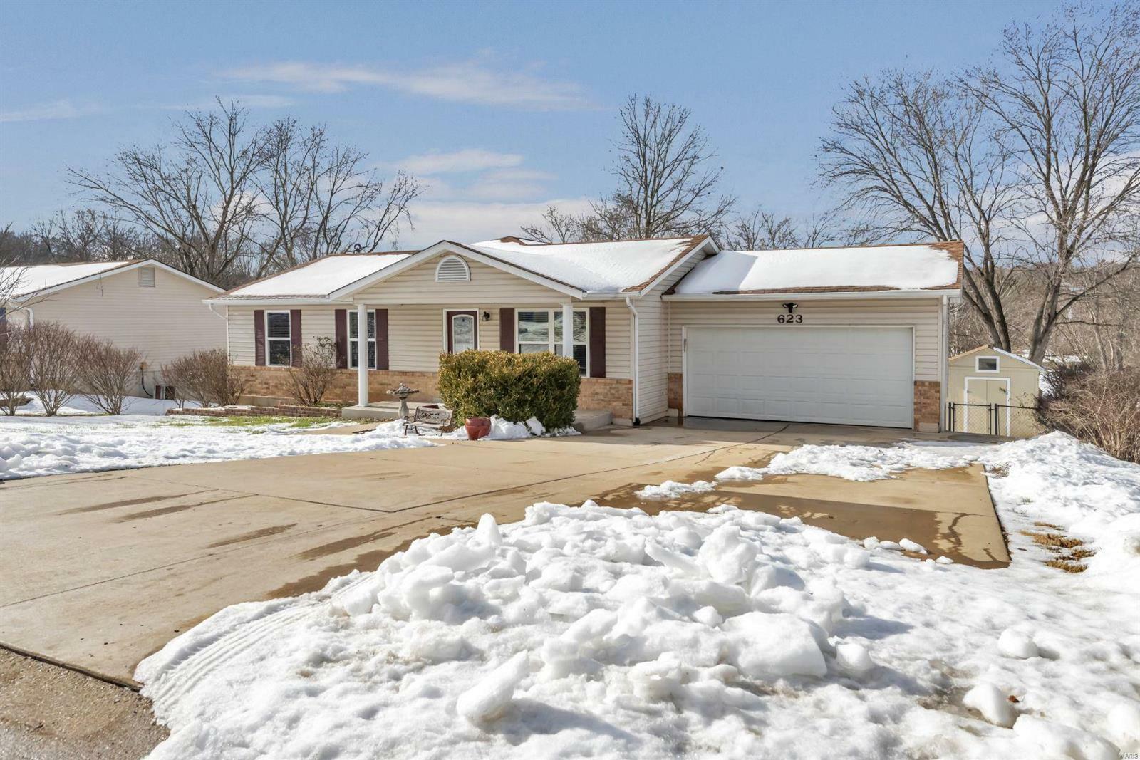 Property Photo:  623 Wallach Drive  MO 63025 