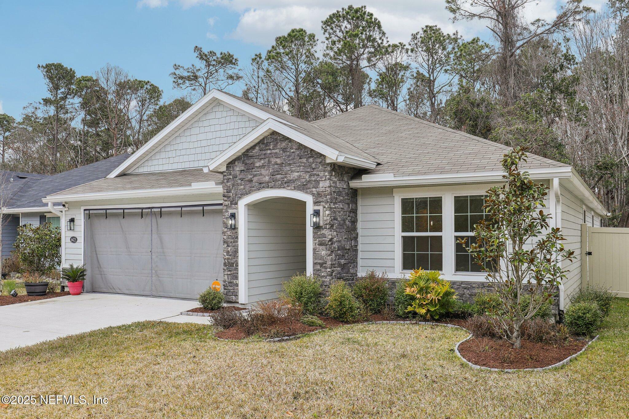 Property Photo:  6425 Timber Cove Court  FL 32218 