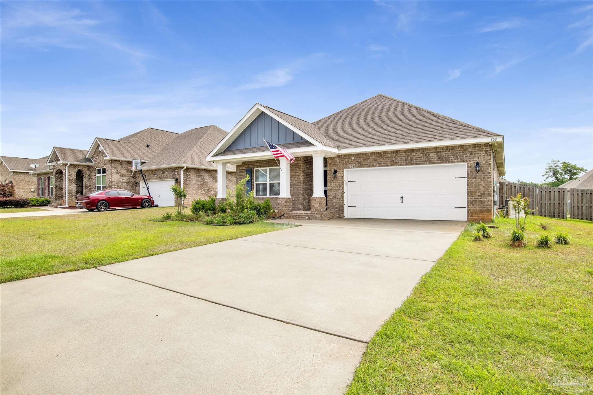Property Photo: 354 Connie Way FL 32533