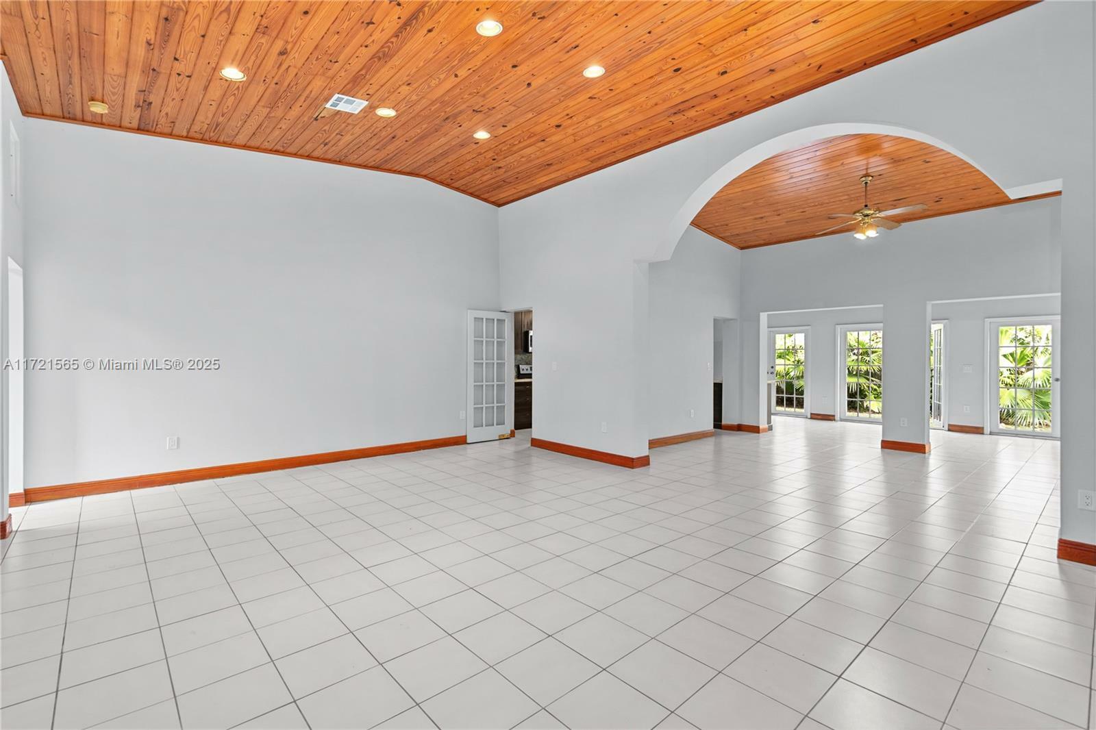 Property Photo:  665 Hampton Ln  FL 33149 