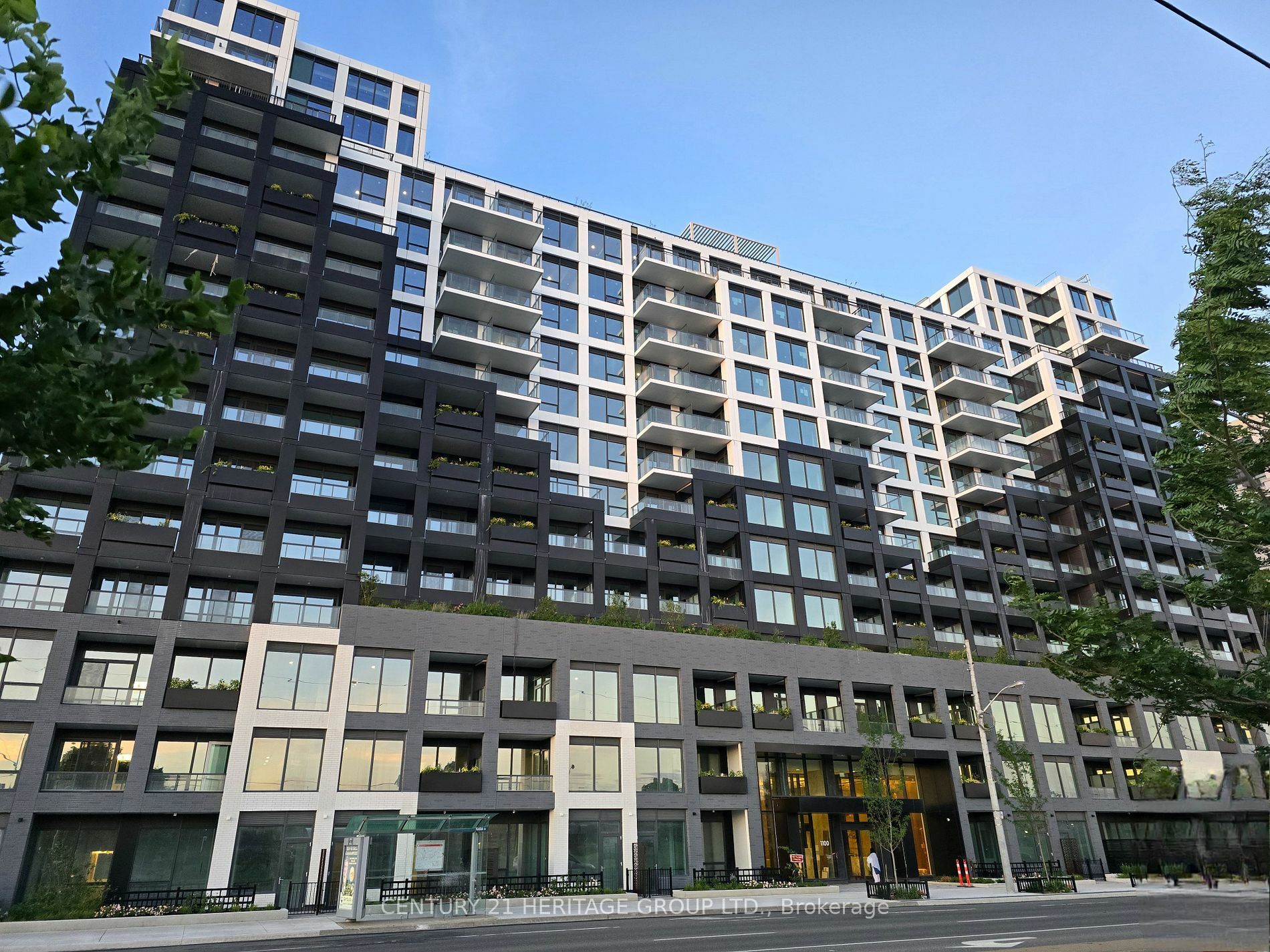 Property Photo:  1100 Sheppard Ave W 25-13  ON M3K 0E4 