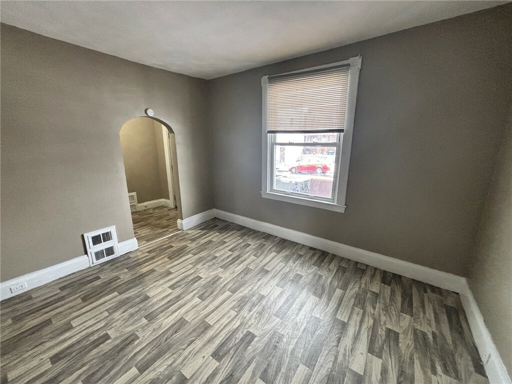 Property Photo:  542 Wilson Ave  PA 15025 