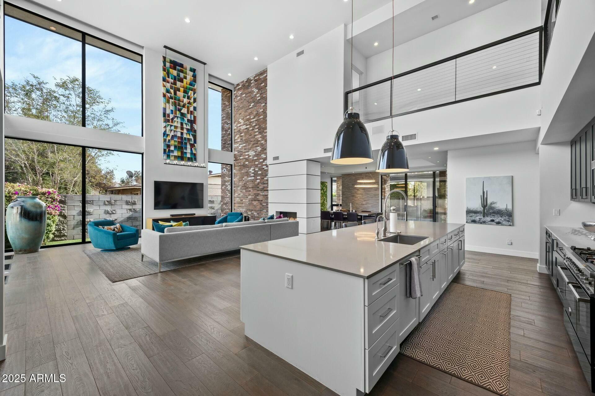 Property Photo: 4515 N 36th Way AZ 85018