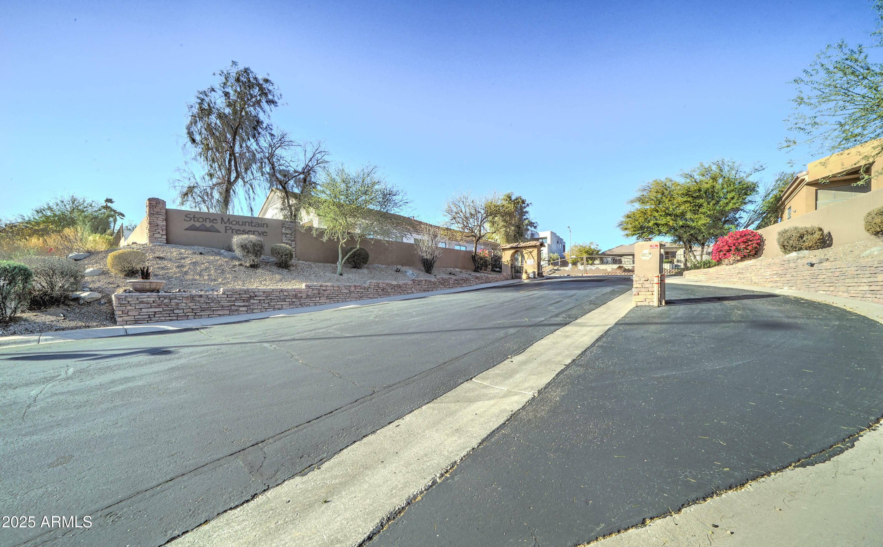 Property Photo:  18055 N 14th Place 90  AZ 85022 