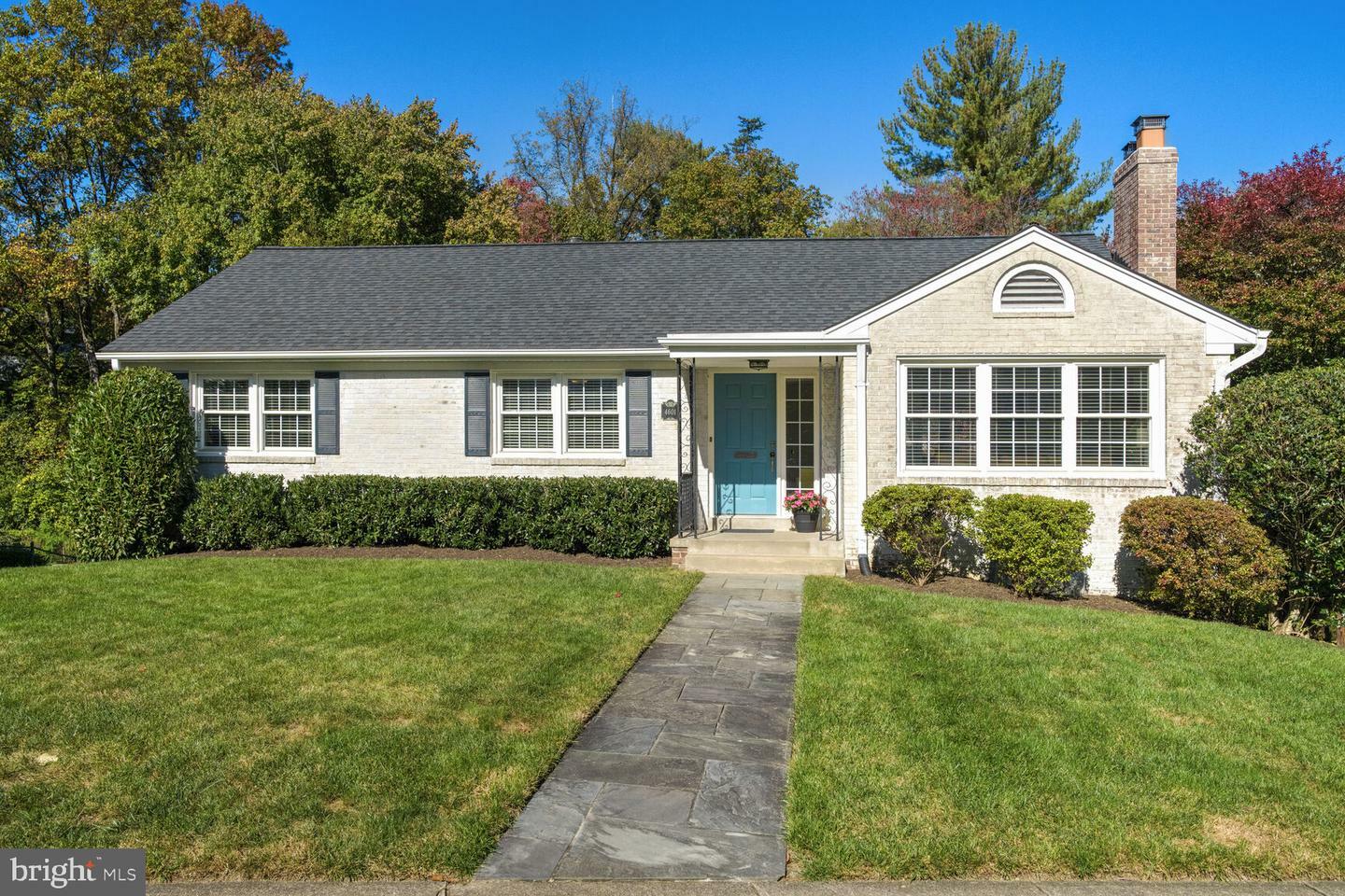 Property Photo: 4601 41st Street N VA 22207
