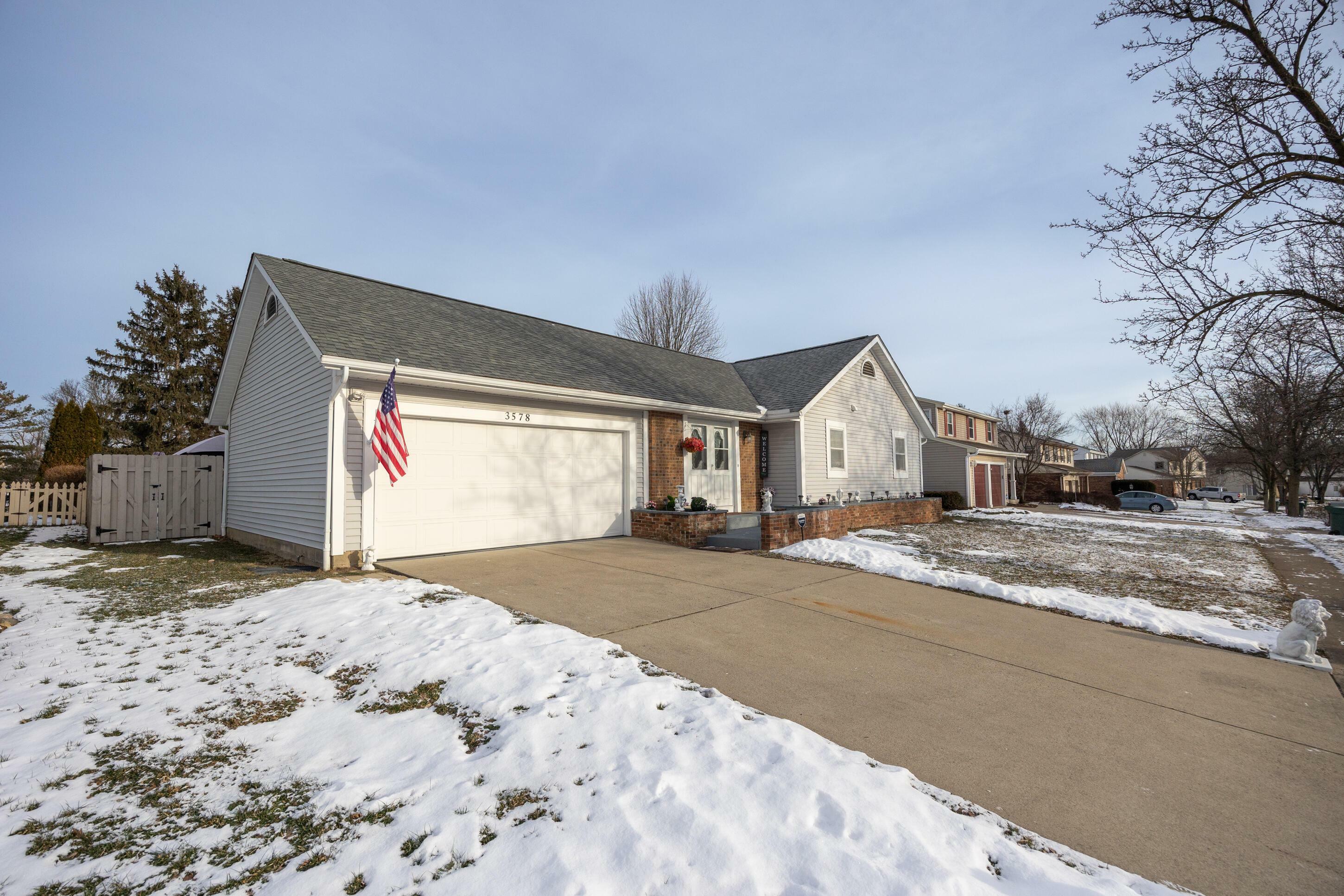 Property Photo:  3578 Rochfort Bridge Drive  OH 43221 