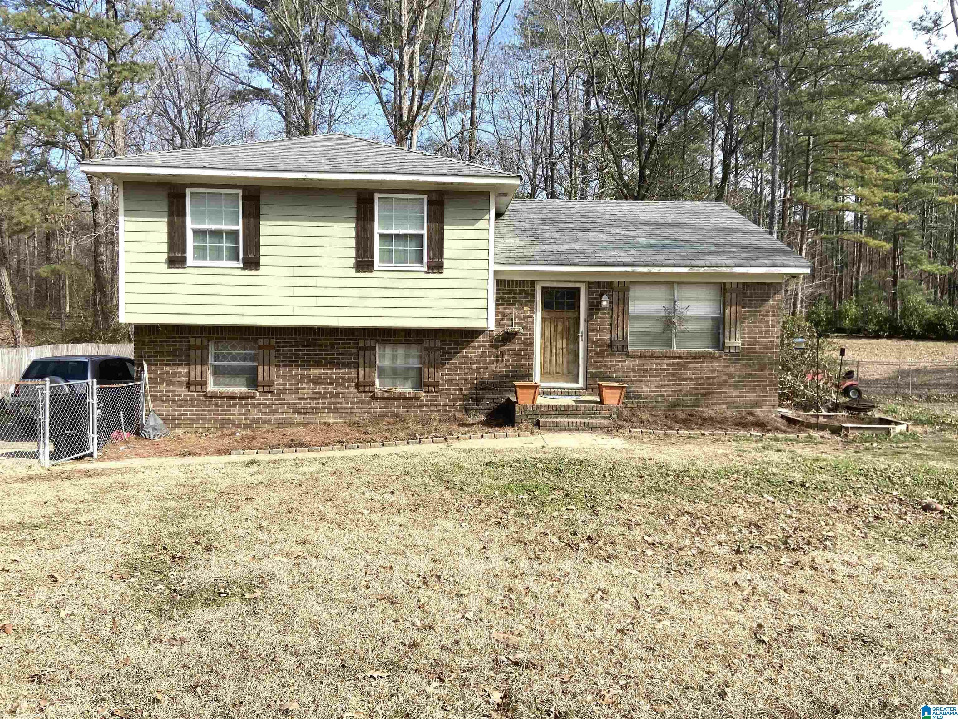 1351 Golden Forest Drive  Bessemer AL 35022 photo