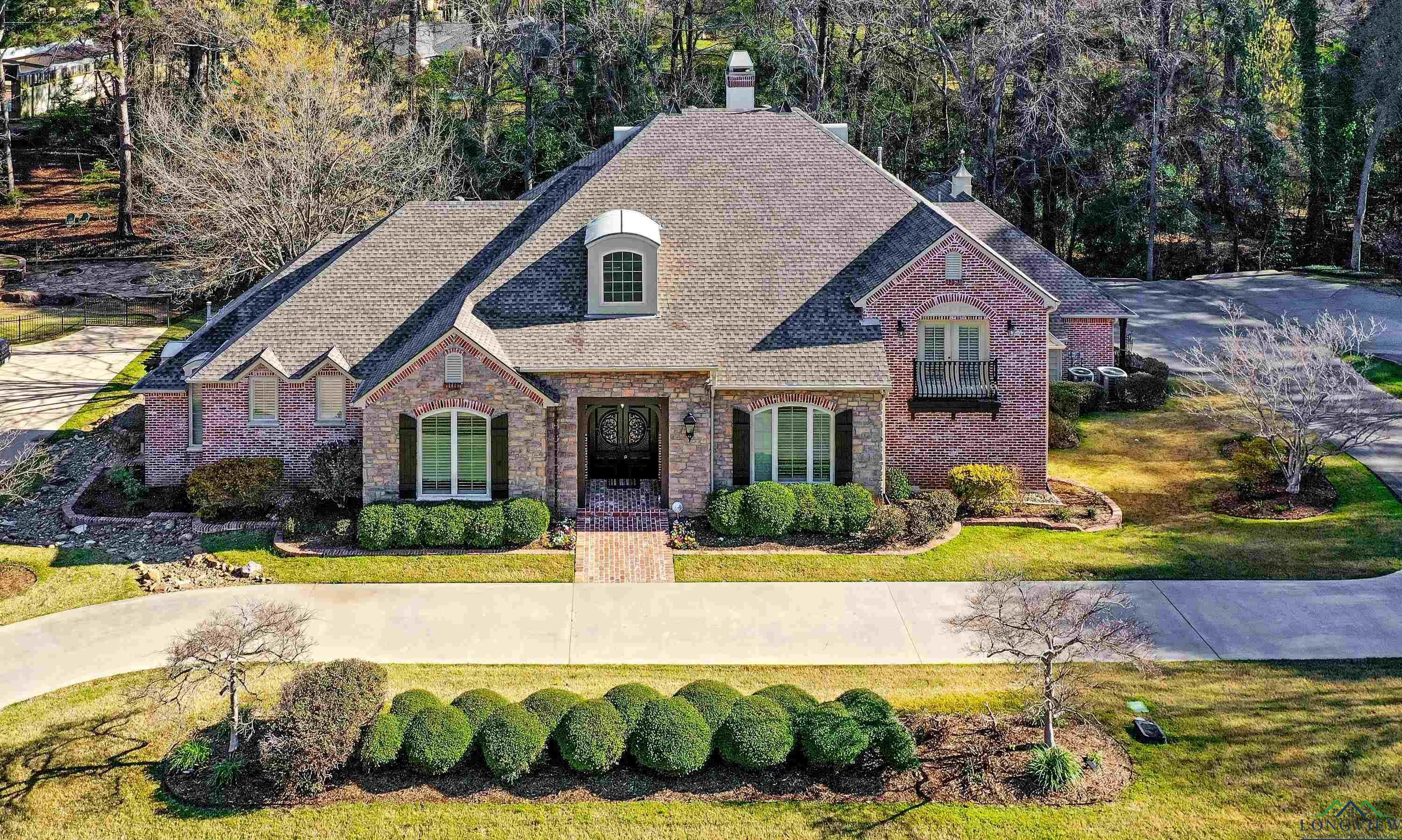 Property Photo: 3 Spring Creek Pl TX 75604