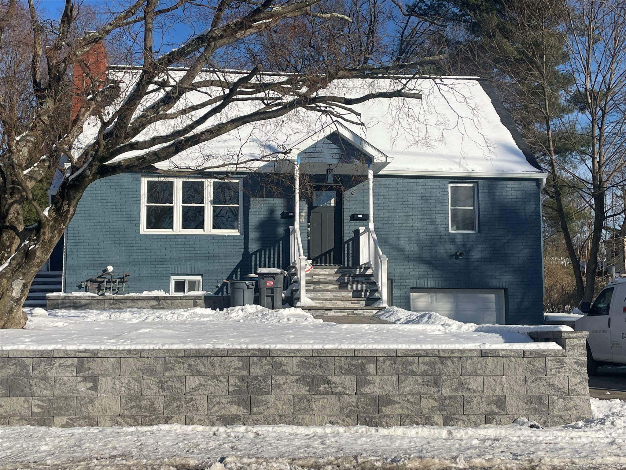 Property Photo:  8 Blauvelt Road  NY 10954 