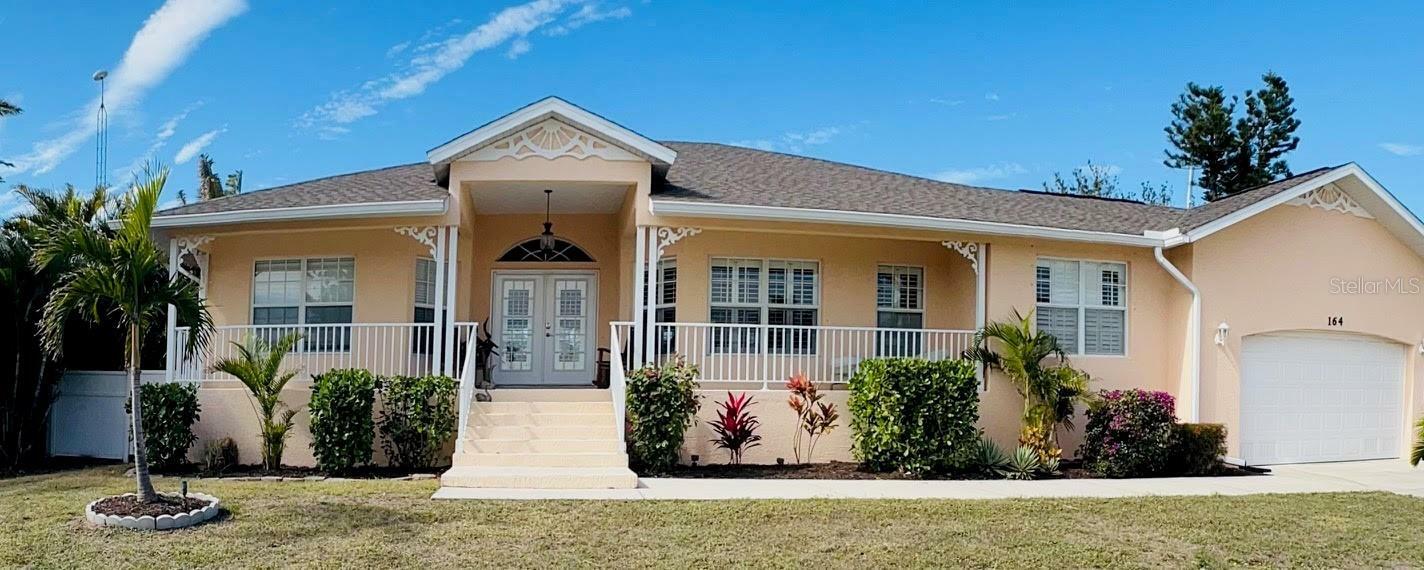 Property Photo: 164 Baldwin Court SE FL 33952