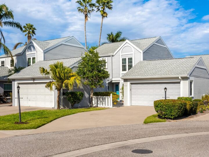 3523 52nd Avenue W  Bradenton FL 34210 photo