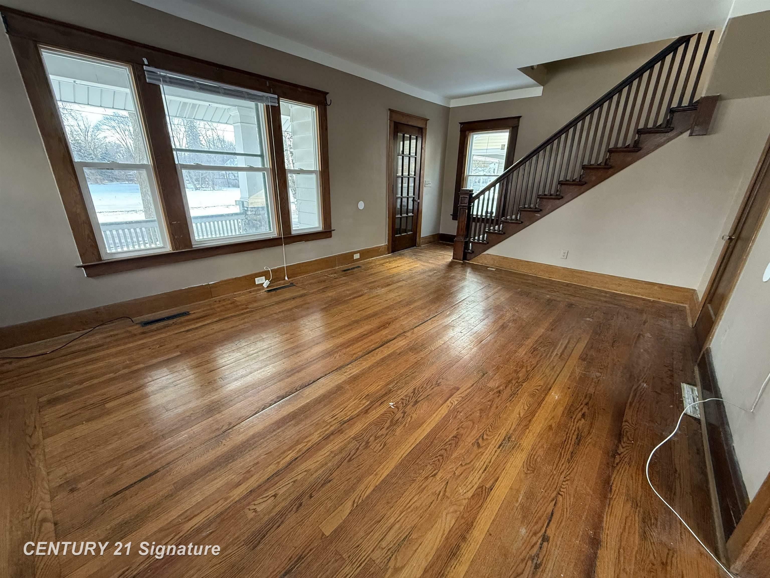 Property Photo:  1833 N Bond Street  MI 48602 