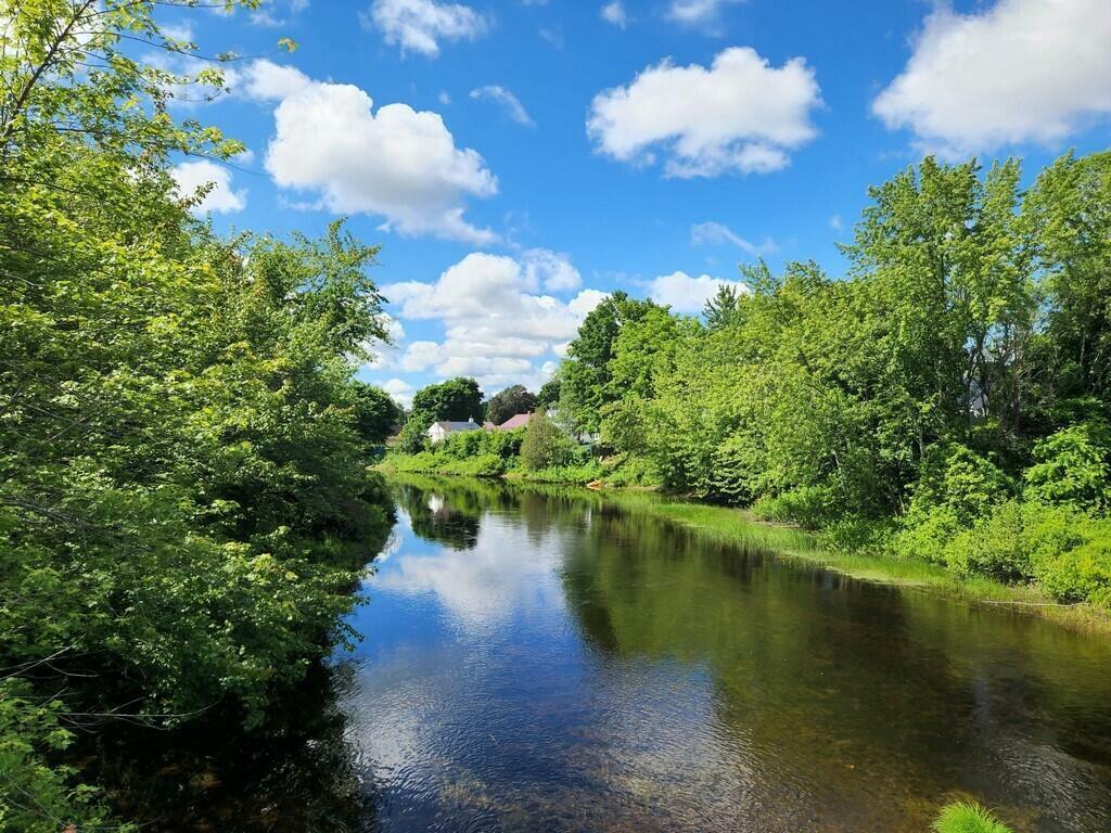 Property Photo: 433 Aroostook Avenue ME 04462