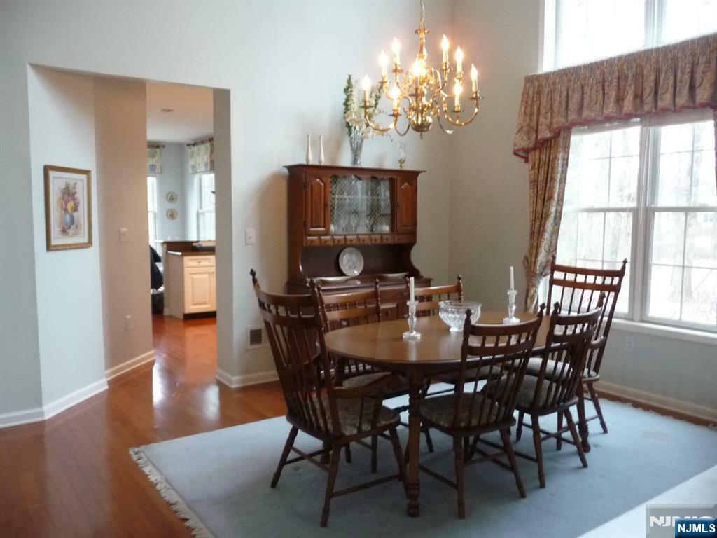 Property Photo:  37 Hopkins Court 37  NJ 07054 