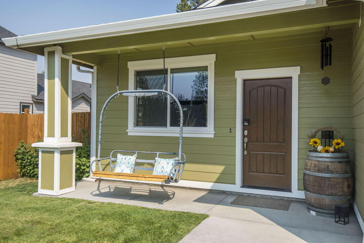 16692 Cabin Lake Lane  La Pine OR 97739 photo