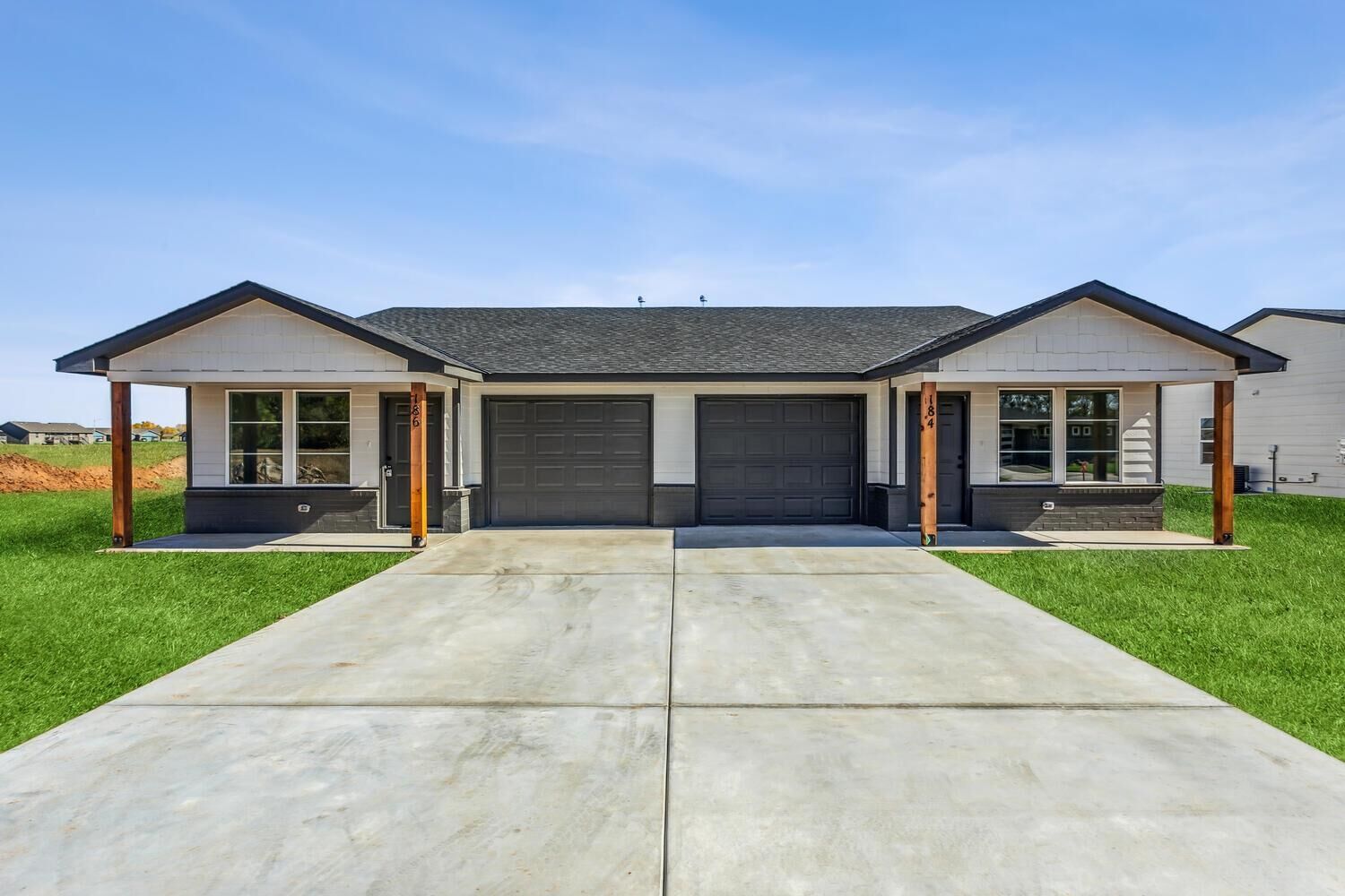 Property Photo:  176 N Indian Lakes Dr  KS 67026 