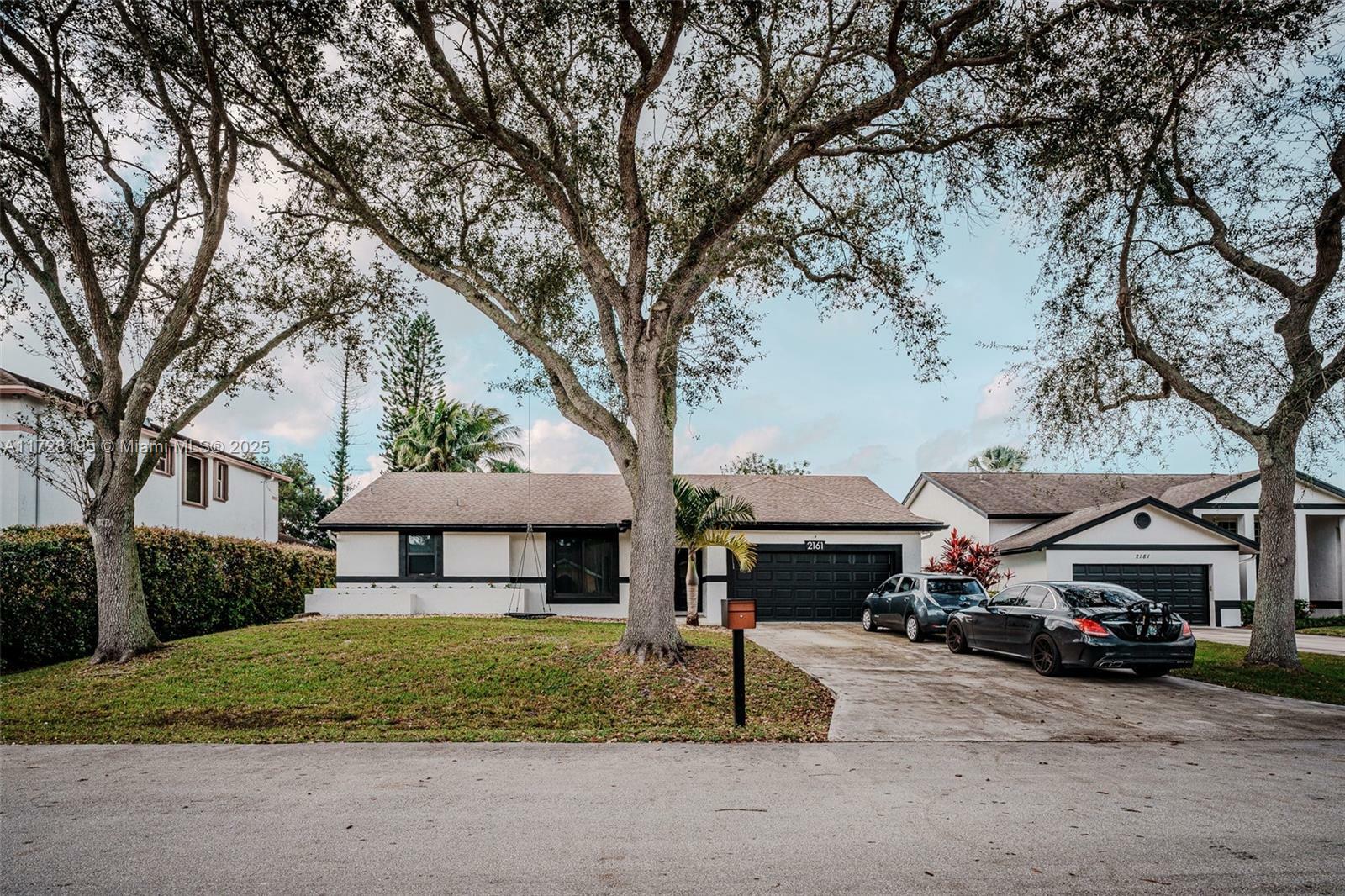 Property Photo:  2161 NW 121st Ave  FL 33323 