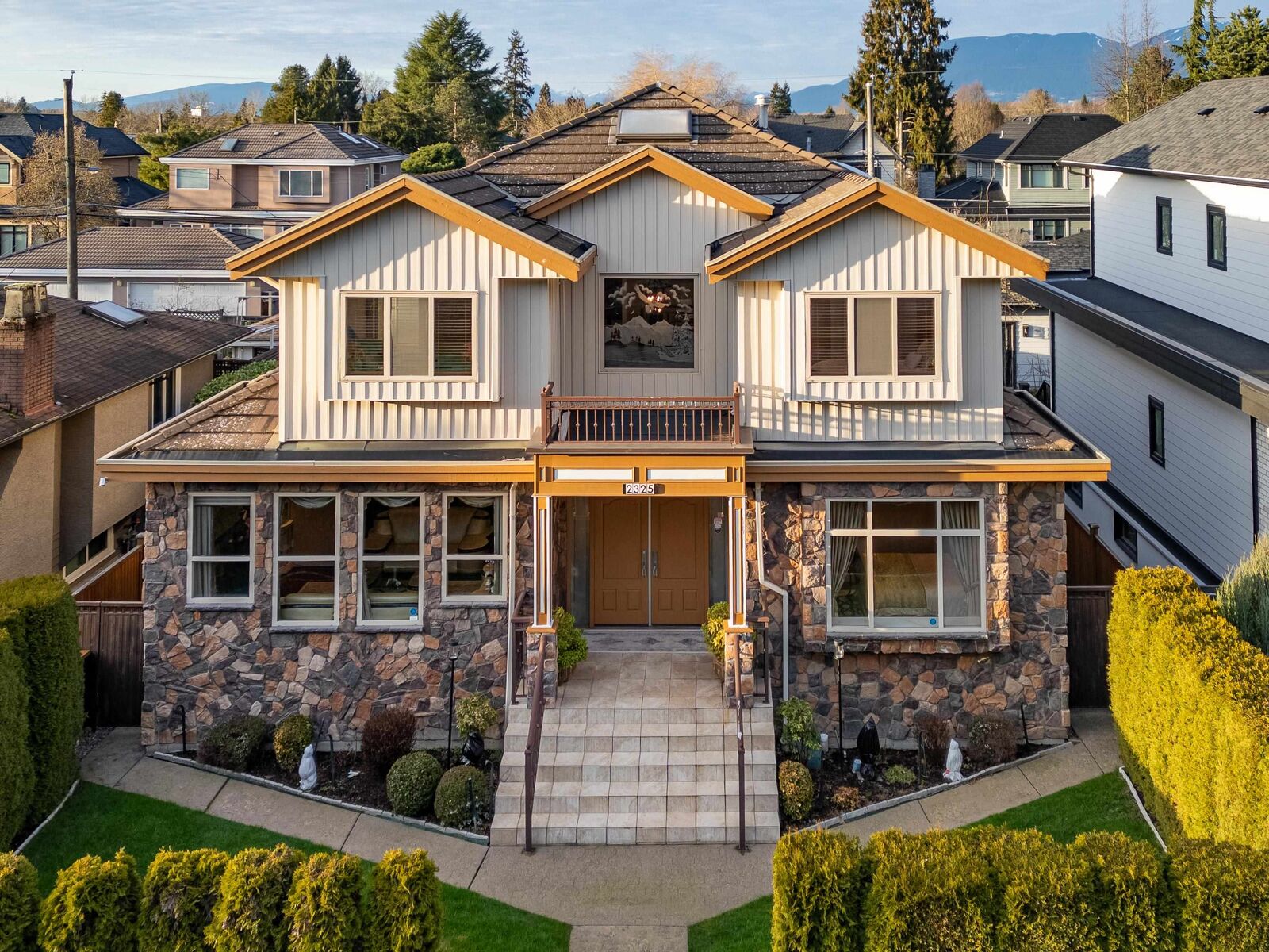 Property Photo:  2325 W King Edward Avenue  BC V6L 1T3 