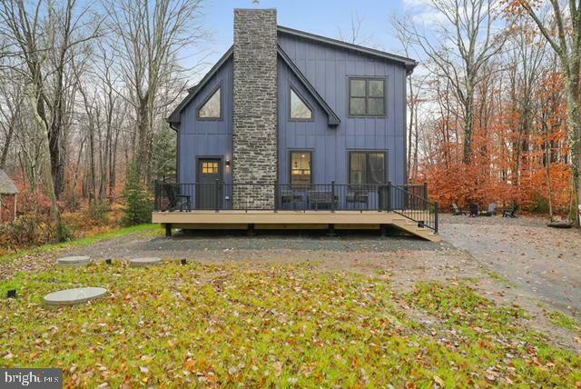 Property Photo:  115 Bushkill Drive  PA 18347 