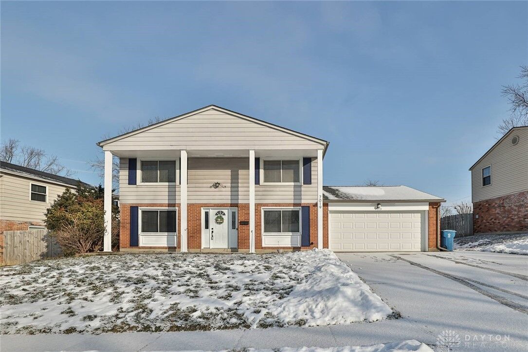 Property Photo: 7019 Hubbard Drive OH 45424