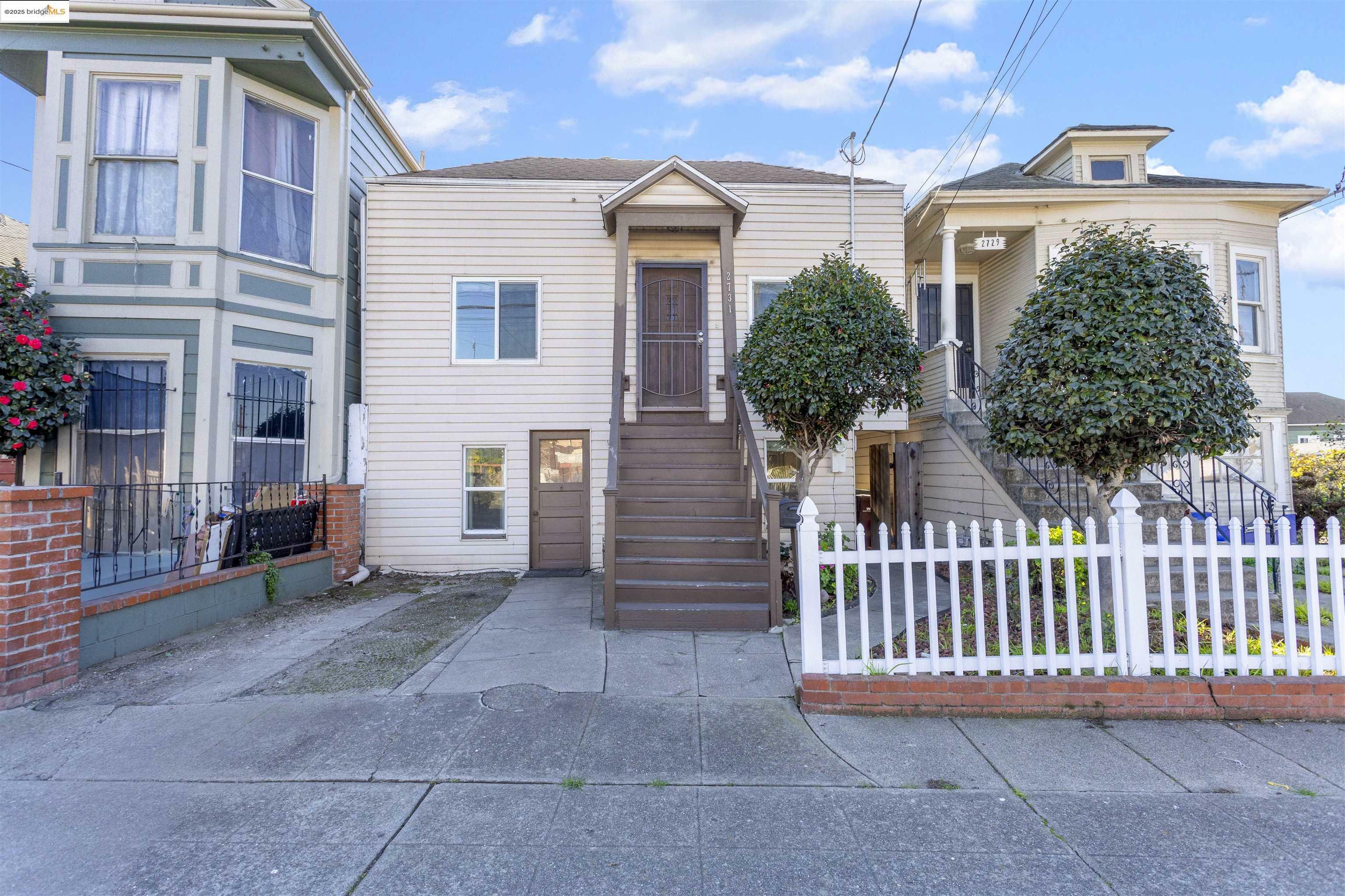 Property Photo:  2731 E 9th Street  CA 94601 