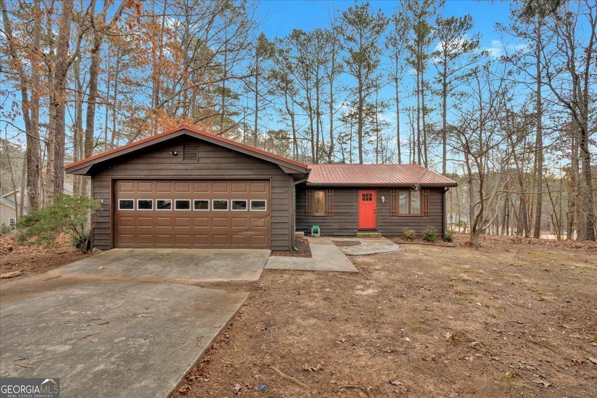 Property Photo:  4149 Golfview Drive  GA 30180 