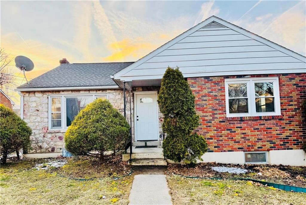 Property Photo: 1540 Burkhardt PA 18055