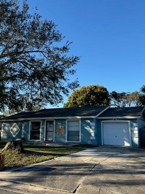 Property Photo: 201 La Paz Drive FL 34743