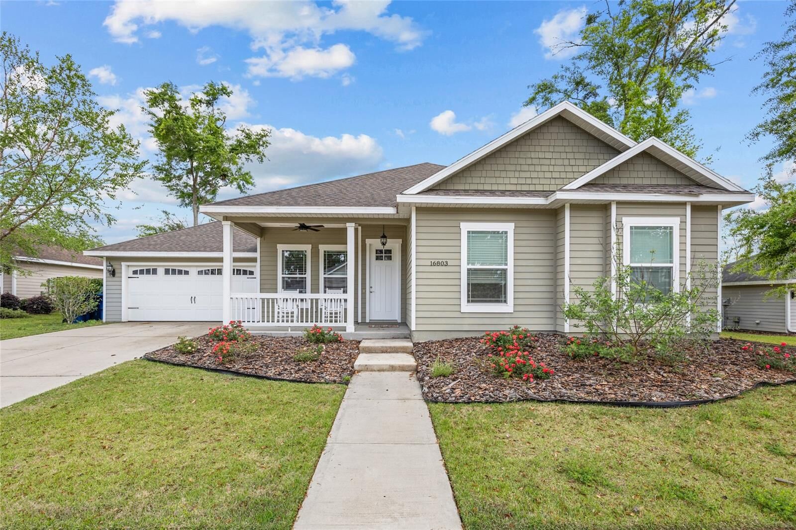 Property Photo:  16803 NW 168th Terrace  FL 32615 