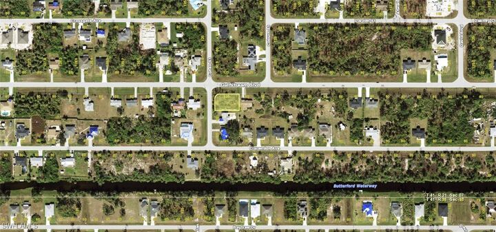 Property Photo:  12157 Gulfstream Boulevard  FL 33981 