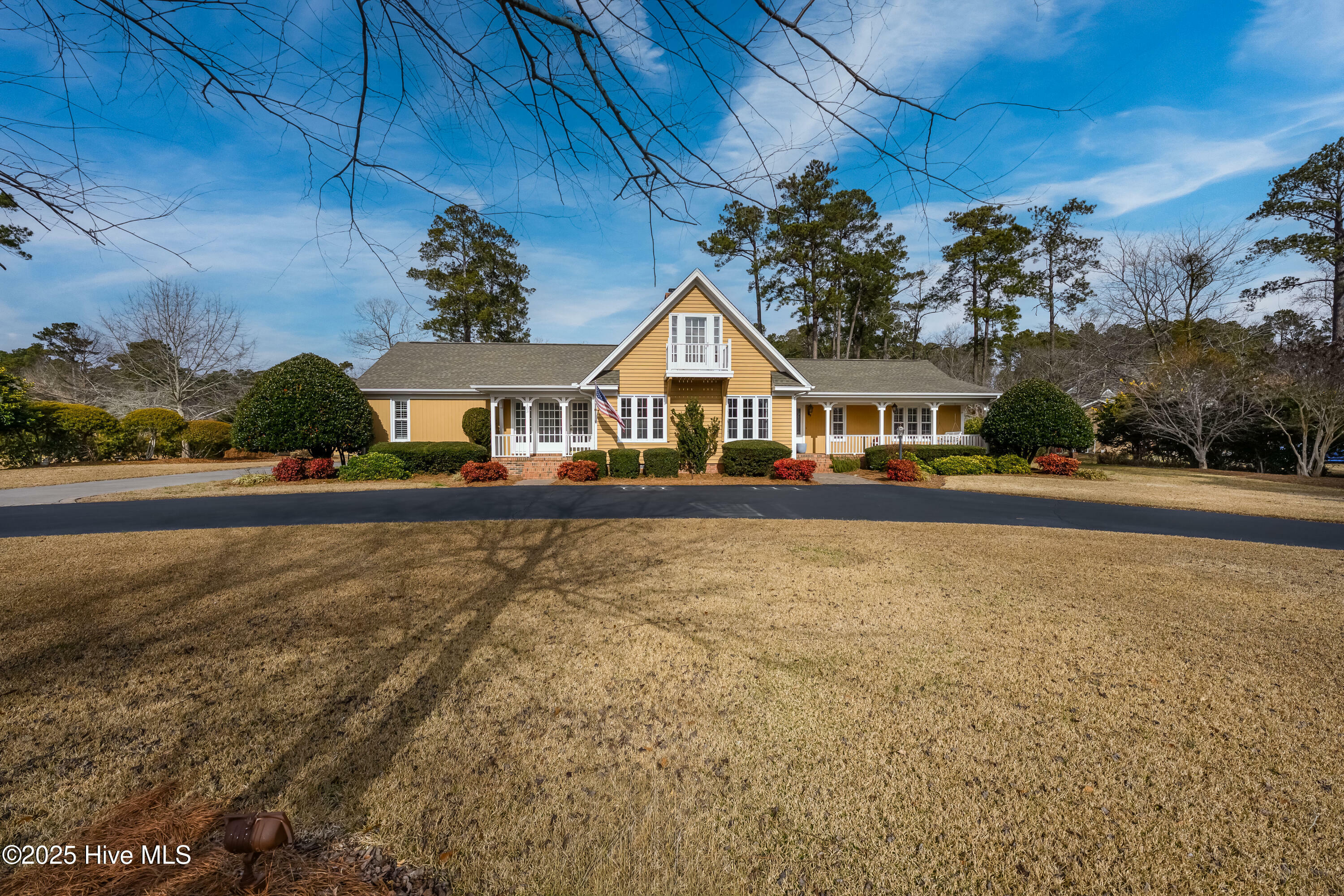 Property Photo:  103 Lakeside Drive  NC 28463 