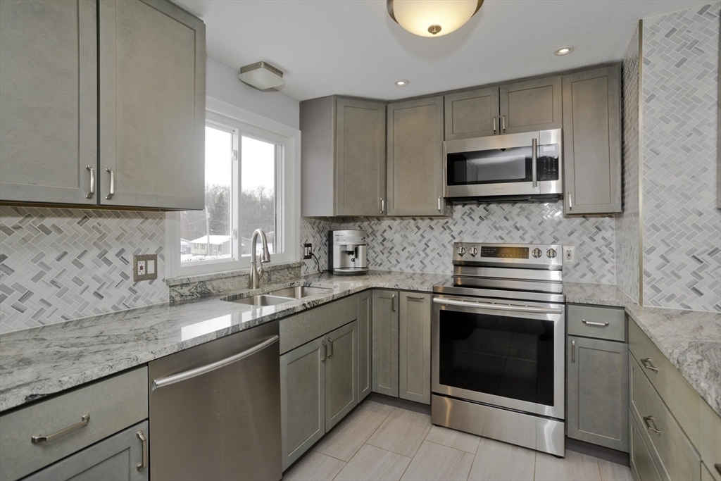 Property Photo:  9 Mayflower Avenue  MA 01013 