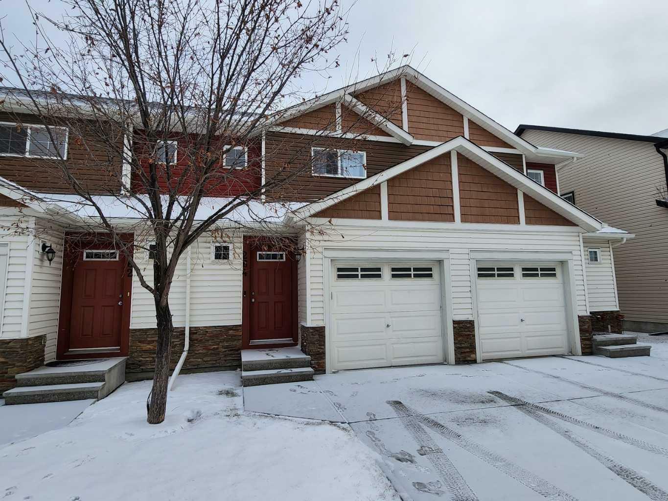 264 Pantego Lane NW  Calgary AB T3K 0T1 photo