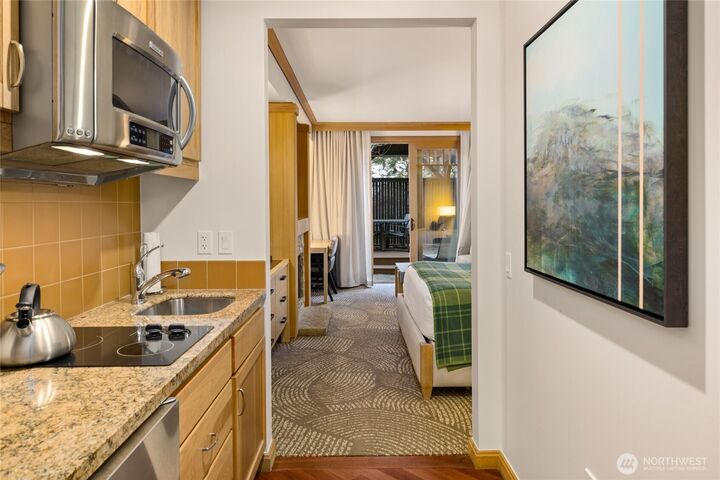 Property Photo:  3600  Suncadia Trail 2028  WA 98922 