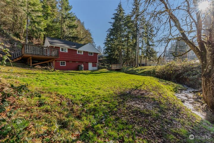 Property Photo: 522 Birch Street WA 98625