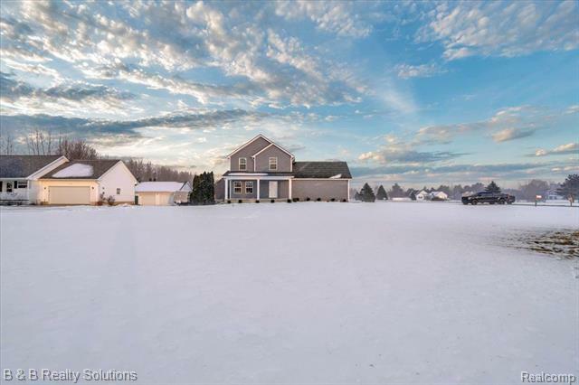 Property Photo:  2505 Jacalyn Lane  MI 48461 