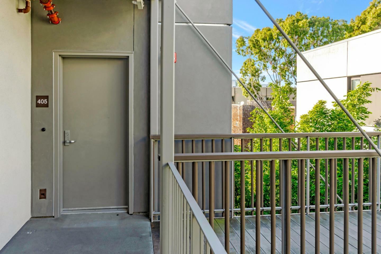 Property Photo:  400 Grove Street 405  CA 94102 