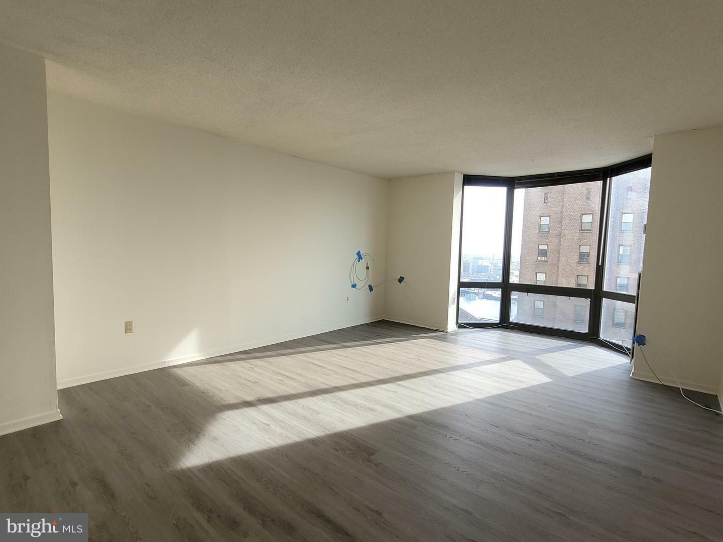 Property Photo:  2018 Walnut Street 32 18F  PA 19103 