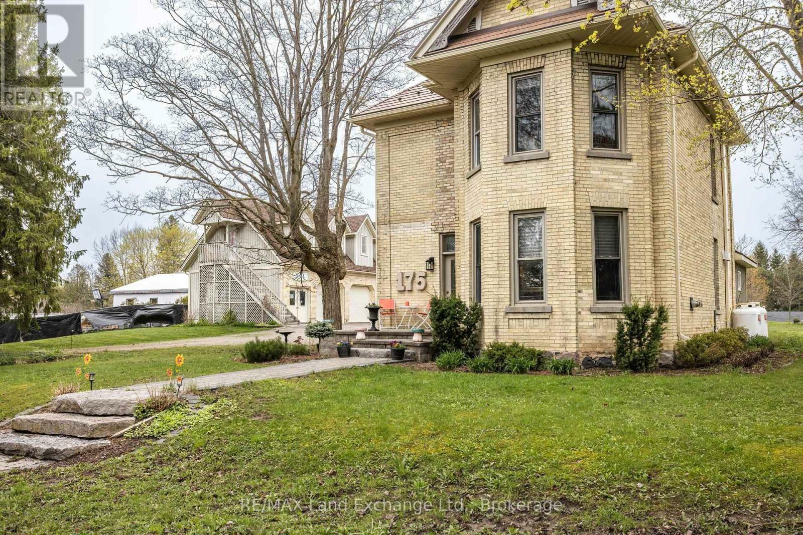 Property Photo: 175 Queen Street South ON N0G 2N0