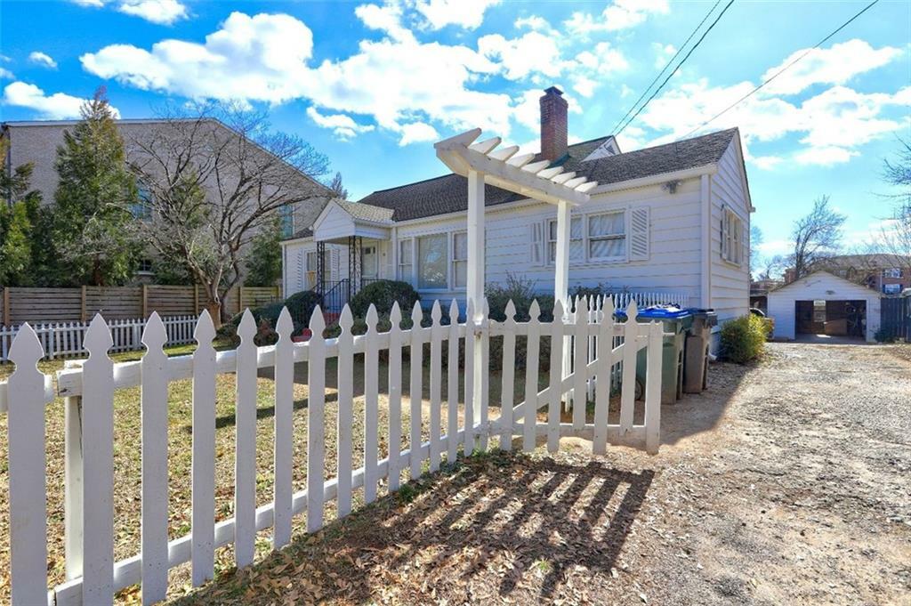 Property Photo: 153 Hill Street GA 30075