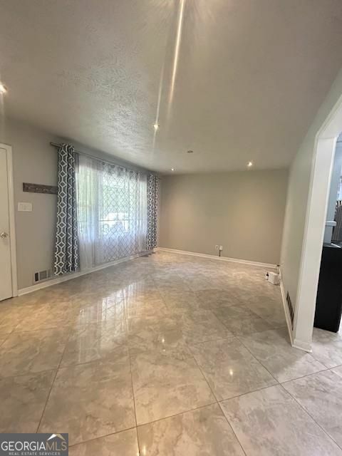 Property Photo: 6625 Starling Place SW GA 30126
