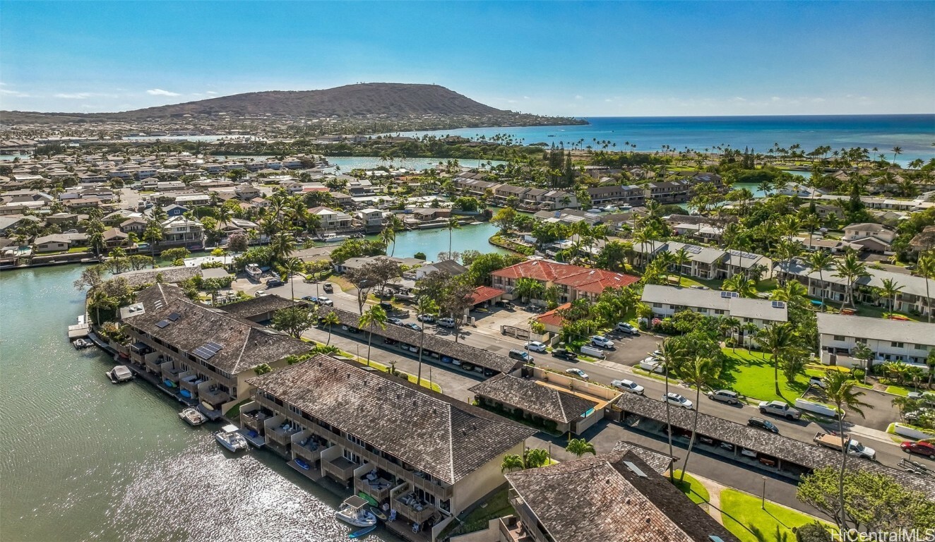 Property Photo: 6234 Keokea Place D103 HI 96825