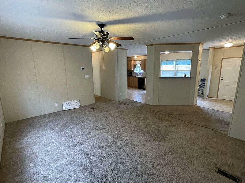 Property Photo: 42 Trenton Court KY 42544